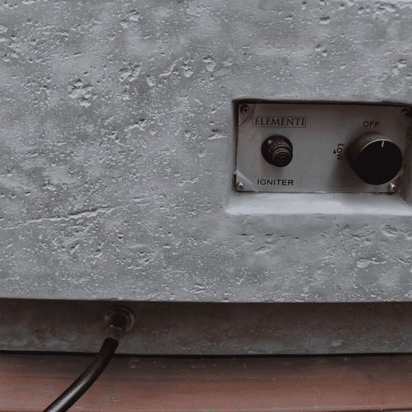 Elementi Manhattan Fire Table